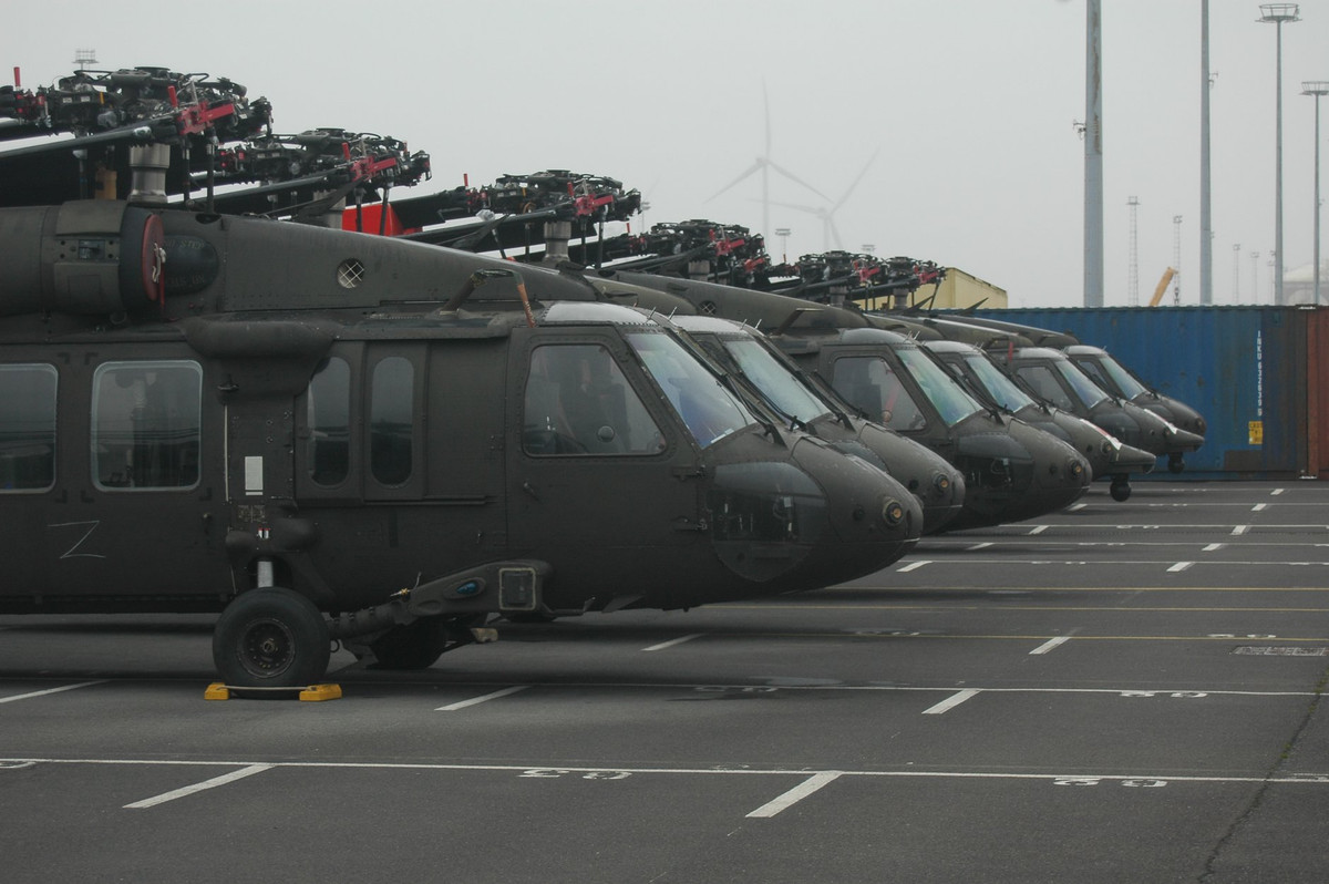 Các trực thăng đa dụng UH-60 và HH-60 Black Hawk được chuyển tới Hy Lạp với số lượng tổng cộng 50 chiếc. Nguồn ảnh: Defenceblog.