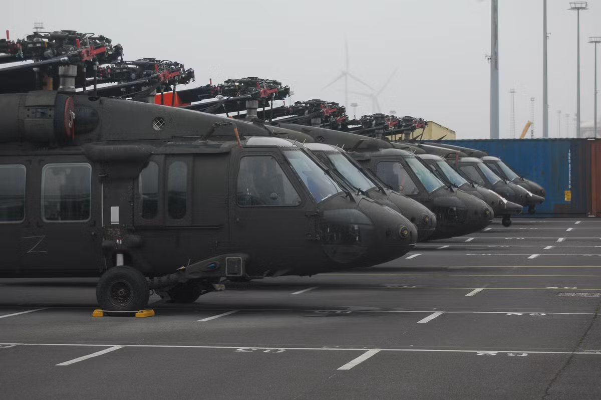 Các trực thăng đa dụng UH-60 và HH-60 Black Hawk được chuyển tới Hy Lạp với số lượng tổng cộng 50 chiếc. Nguồn ảnh: Defenceblog.