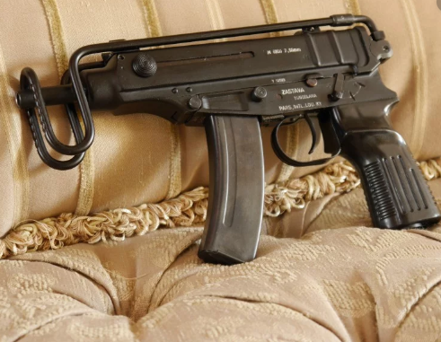 Đây là khẩu tiểu liên cực kỳ phù hợp với lối tác chiến "luồn sâu, đánh hiểm" của lực lượng đặc công Việt Nam nói chung và đặc công rừng Sác nói riêng. Nguồn ảnh: Rifle.