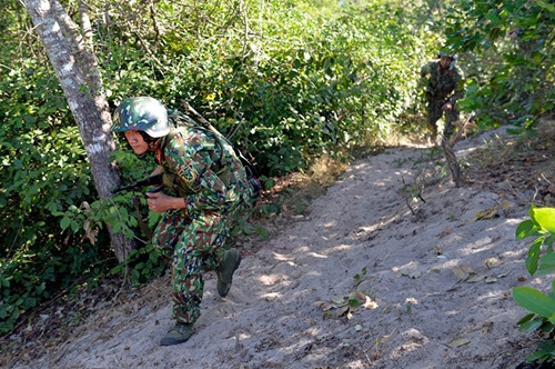 Kết thúc diễn tập, 100% mục tiêu bị tiêu diệt, các đơn vị đảm bảo an toàn tuyệt đối về người và vũ khí trang bị.