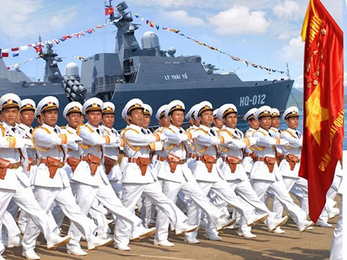 Quan điểm thứ ba trong "bốn không" đó là "không cho nước ngoài đặt căn cứ quân sự hoặc sử dụng lãnh thổ Việt Nam để chống lại nước khác". Đây là quan điểm cực kỳ quan trọng, nhấn mạnh rằng Việt Nam sẽ không bị cuốn vào bất cứ cuộc xung đột giữa các quốc gia khác. Nguồn ảnh: HQVN.