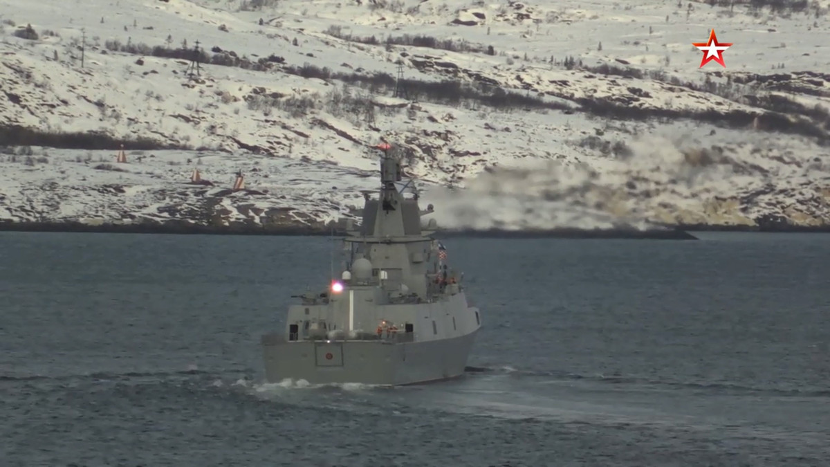 Chiến hạm được dùng để thử nghiệm tên lửa siêu thanh 3M22 Zircon - chiếc Đô đốc Gorshkov thuộc Dự án 22350 là tàu hộ vệ lớn và hiện đại nhất được đóng cho hải quân Nga kể từ khi kết thúc chiến tranh Lạnh.