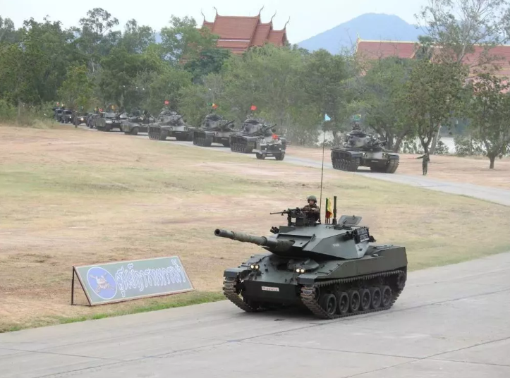 Xe tăng hạng nhẹ cuối cùng trong biên chế của Quân đội Mỹ mang tên Stingray tới nay vẫn được Thái Lan tiếp tục sử dụng. Kể từ sau khi cho Stingray về hưu, Mỹ không còn sử dụng xe tăng hạng nhẹ trong biên chế của mình. Nguồn ảnh: QQ.