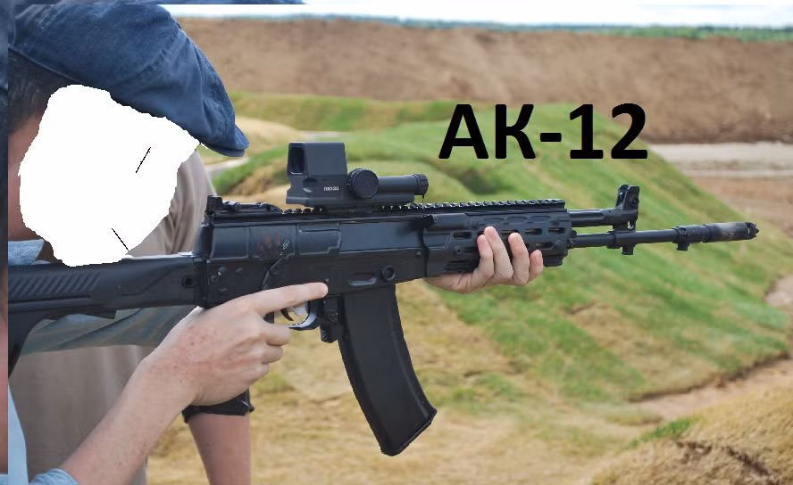 Thậm chí, tâm ngắm đầu ruồi của AK-12 còn được đặt ở ngay trên nắp hộp khoá nòng - thay vì đặt ở tận ốp cầm tay như trên nhiều khẩu AK khác. Nguồn ảnh: Tube.