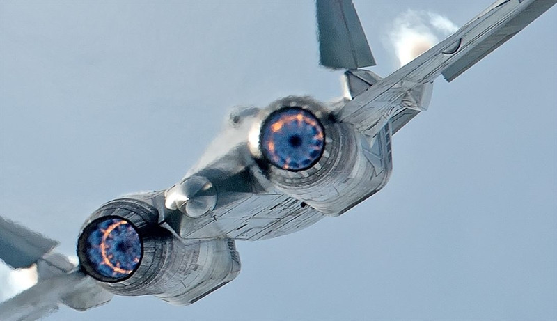 Trước đó Thứ trưởng Bộ Quốc phòng Nga Yuri Borisov tiết lộ, việc bàn giao chính thức chiến đấu cơ Su-57 sẽ được thực hiện trong giai đoạn 2019-2025. Không quân Nga có thể sẽ mua 160 chiếc máy bay Su-57 với động cơ mới nhất. Tuy nhiên, con số này có thể thay đổi tùy thuộc vào tình hình tài chính của điện Kremlin.