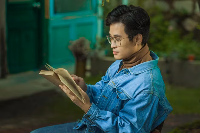 Ha Anh Tuan dap tra khi bi nghi "no" chay ve