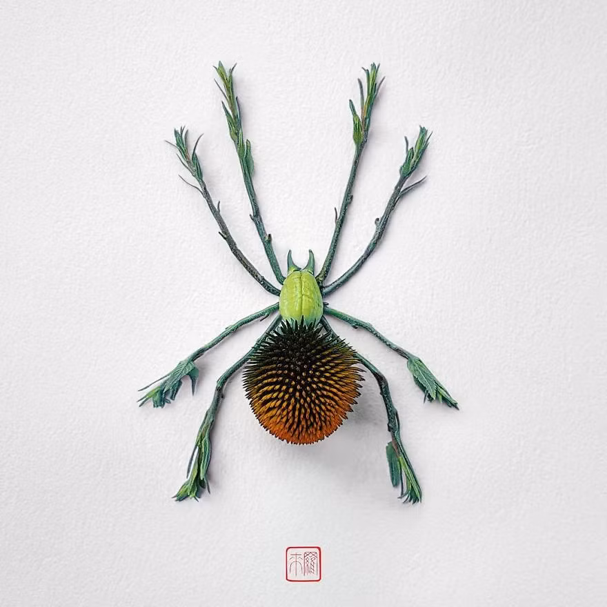 Có thể thấy, loạt sáng tạo này của Raku là sự đan xen giữa vỏ ngoài cứng nhắc của những con côn trùng và nét đẹp rực rỡ, tinh tế, mềm mại của những nhánh hoa, cọng cỏ. (Nguồn Bored Panda)