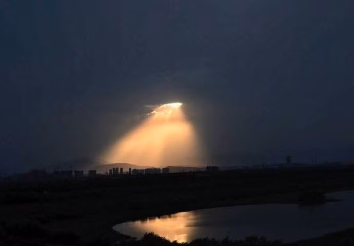 Soc truoc anh sang ngo nhu su do bo cua nguoi ngoai hanh tinh