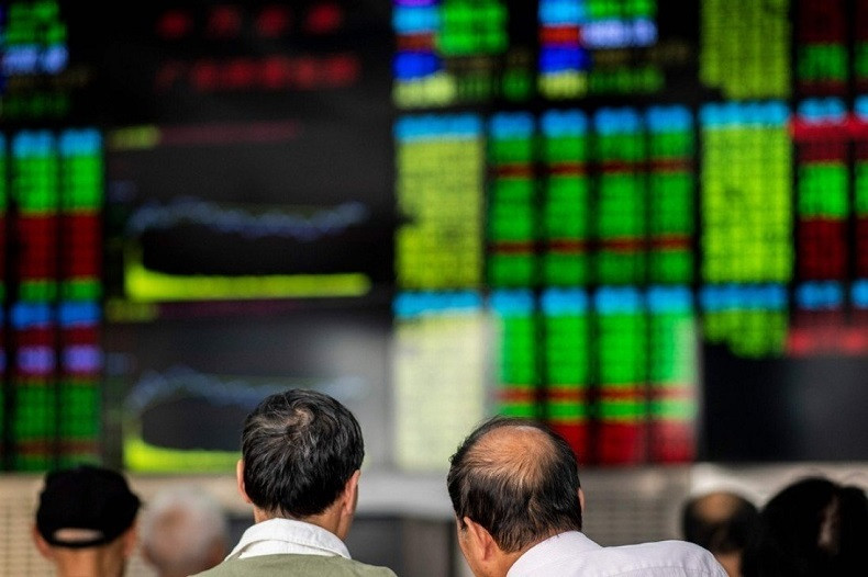 Chứng khoán ngày 2/8: VNM và VHM lạc quan Chung khoan ngay 2/8: VNM va VHM lac quan