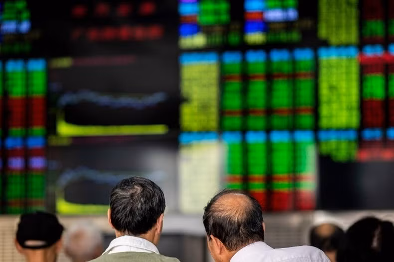 Chung khoan ngay 2/8: VNM va VHM lac quan