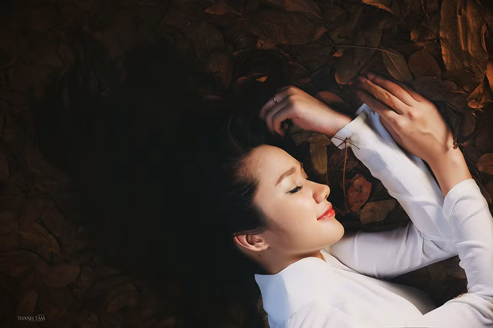 Nhờ ngoại hình nổi bật, trong sáng mà Hải Yến rất thành công trong công việc người mẫu ảnh.Cô bạn xuất hiện khá nhiều trên các bìa tạp chí và các sản phẩm truyền thông.