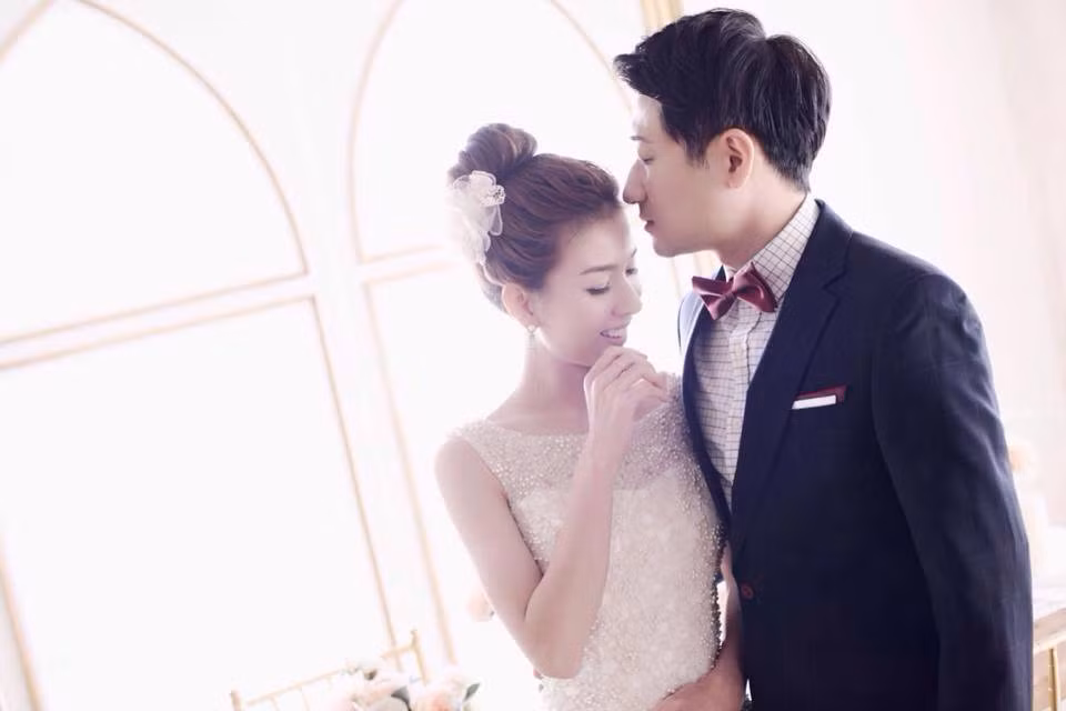 Mỹ phẩm Hàn Quốc tại Việt Nam đang là một mặt hàng rất hot được đông đảo các cô gái trẻ ưu thích, nắm bắt được xu thế này mà Thái Kiều đã đầu tư công sức, nỗ lực để gây dựng cho mình thương hiệu riêng.