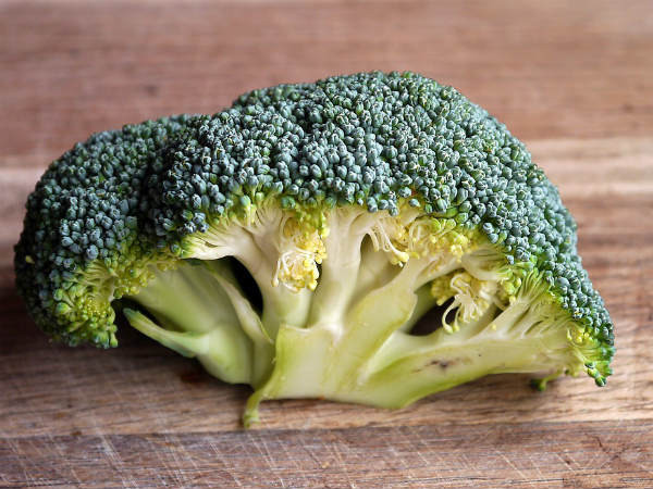 Bông cải xanh có tác dụng cân bằng hormone trong cơ thể nhờ có hàm lượng phytonutrient cao, giúp cân bằng nồng độ estrogen.