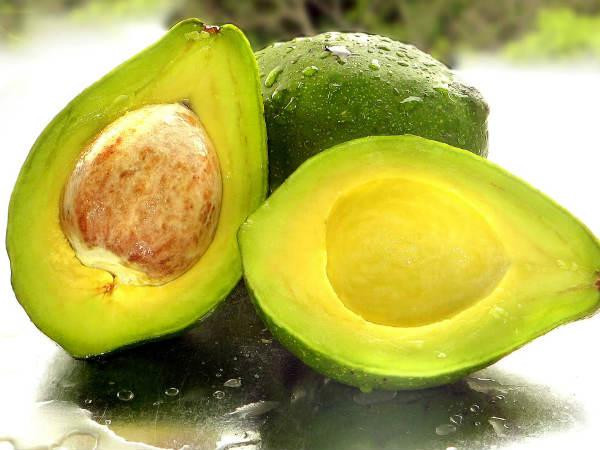 Quả bơ có khả năng cân bằng các hormone gây căng thẳng và chu kỳ kinh nguyệt không đều.