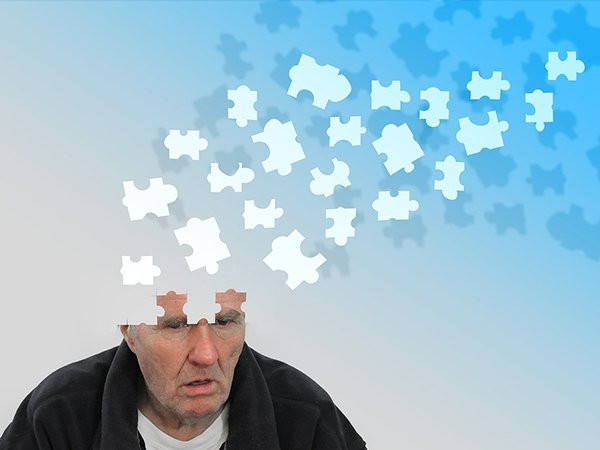 Nghiên cứu còn chứng minh nước ép quả sung chứa nhiều hợp chất hữu hiệu giúp ngăn ngừa các bệnh thoái hóa thần kinh liên quan đến tuổi tác như Alzheimer.