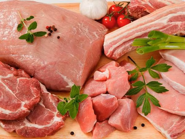 Bạn cũng nên tiêu thụ thịt đỏ để giúp xây dựng cơ bắp và tăng cân.