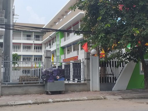 Nhung khoan thu “ung ho” tai truong Mam non Anh Duong: 