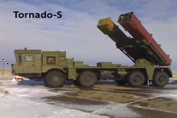 Với tầm bắn xa, sức hủy diệt lớn, độ chính xác cao, sức cơ động mạnh, Tornado-S chính là vũ khí hủy diệt mạnh nhất trong số các vũ khí phi hạt nhân mà Nga đang sở hữu.