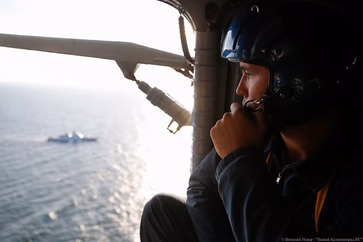 Theo thiết kế Type-052D có lượng giãn nước tối đa là 7.500 tấn và có chiều dài cơ sở 157m, với thủy thủ đoàn 280 người. Nguồn ảnh: newkaliningrad.ru.