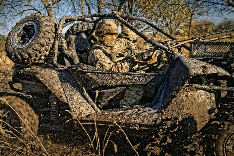 Nhờ có sự hỗ trợ của phương Tây, đặc nhiệm Ukraine nói riêng và lực lượng quân đội của nước này nói chung đều cải thiện sức chiến đấu một cách đáng kể.