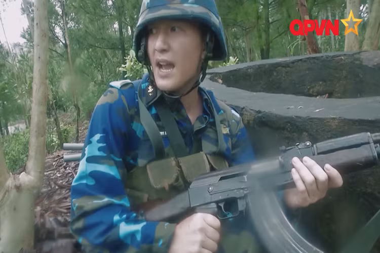 Cơ bản PMK-DGN 60 có thiết kế tương tự như súng tiểu liên AK-47 hay các biến thể AK-47 do Ba Lan chế tạo trước đây và sau khi xuất hiện nó cũng được đánh giá khá cao. Tuy nhiên trong quá trình được sử dụng PMK-DGN 60 bộc lộ quá nhiều khuyết điểm không thể khắc phục và dần bị thay thế bởi các mẫu súng phóng lựu kẹp nòng với yêu cầu sử dụng đơn giản cũng như an toàn hơn. Nguồn ảnh: QPVN.