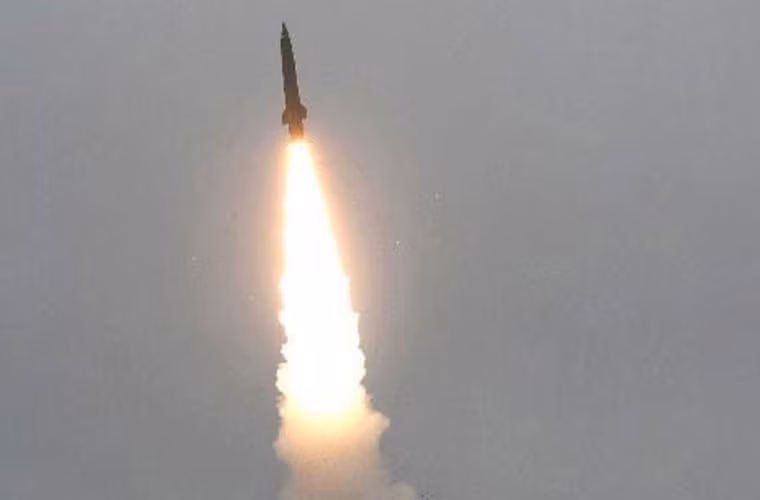 Một số nguồn tin khẳng định Quân đội Syria còn sở hữu một số ít biến thể tên lửa đạn đạo Tochka-U tăng tầm bắn lên 120km trong khi độ chính xác CEP còn 95m.