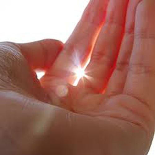 Viêm khớp. Việc tiếp xúc với hai loại tia (UVA và UVB) trong ánh sáng mặt trời tự nhiên có thể làm giảm nguy cơ viêm khớp dạng thấp ở phụ nữ.