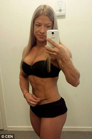 Aleksandra Rudenko, 24 tuổi đã luôn để lại ấn tượng trên đấu trường quốc tế bởi thể hình chuẩn tựa điêu khắc. Thế nhưng, mới đây tại giải Vô địch Thể hình Thế giới, cô đã khiến cho bao nhiêu người phải hoảng hốt vì sự già nua của mình.