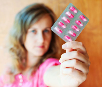 Thuốc kháng sinh. Đã có kiến nghị ở Canada về việc ngừng sử dụng thuốc kháng sinh cho bệnh nhân bị viêm xoang do họ thường nhiễm virus khi sử dụng loại thuốc này.