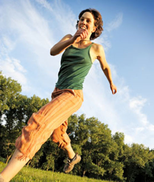 2-3 tuần. Sau một vài tuần, bạn có thể tập thể dục và thực hiện các hoạt động thể chất mà không thấy hụt hơi hoặc mệt mỏi. Điều này do một số quy trình tái sinh sẽ xảy ra trong cơ thể bạn. Lúc này, phổi hoạt động trở lại bình thường.