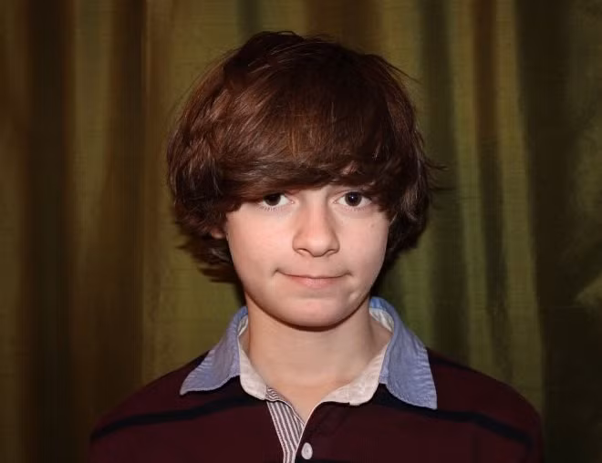 Nhờ đó, Grant nhanh chóng nổi tiếng và được cả Apple và Google mời đến làm lập trình viên. Tại đó, cậu bé 14 tuổi sẽ được công tác trong môi trường lý tưởng, hàng đầu thế giới, hưởng mức lương như các chuyên viên khác. Không những thế, cậu cũng nhận được học bổng hơn 1.600 USD. (Ảnh: Wall Street Journal)