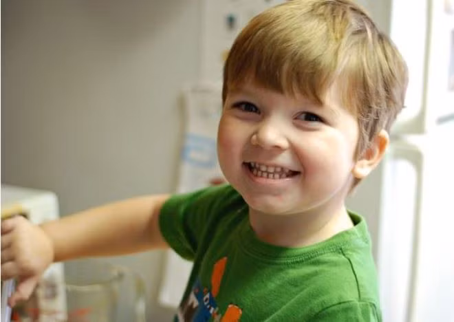 Tấm hình gốc của Sammy đã được dân mạng chế lại hàng triệu lần với nhiều ý tưởng khác nhau. Dù đăng tải đã lâu nhưng đến nay, hình tượng Success Kid vẫn là chủ đề sáng tạo cho mọi người. Thậm chí, một số công ty quảng cáo, nhãn hàng tại Anh đã trả giá cao để mua bản quyền bức ảnh này về sử dụng. (Ảnh: Twitter NV)