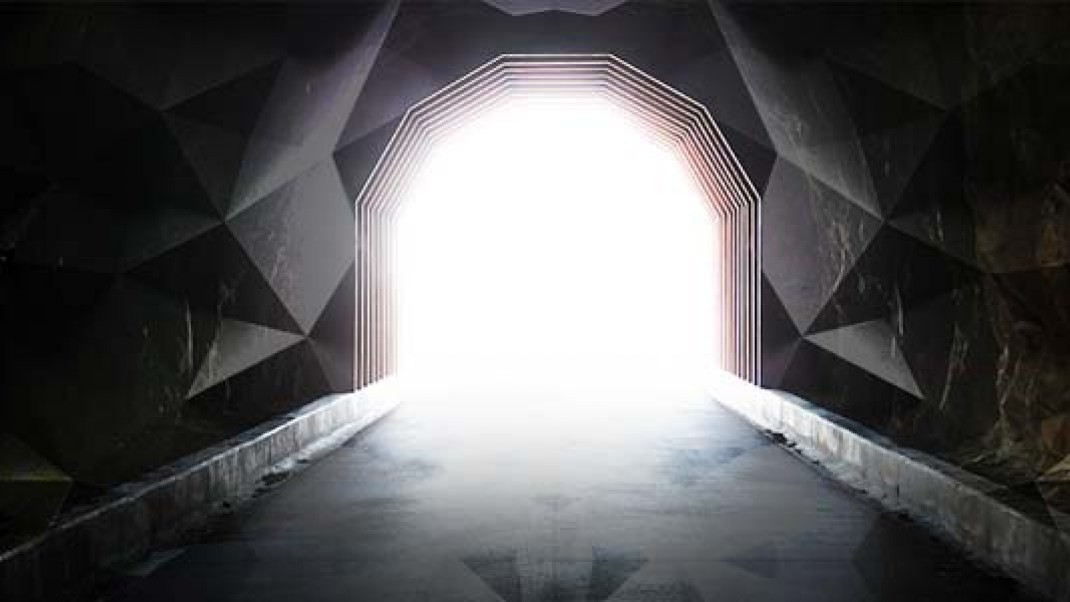 Khi ấy, K.C cảm thấy rất hưng phấn. Nơi cô đến được mô tả là chốn thiên đường với ánh sáng trắng chói lòa.