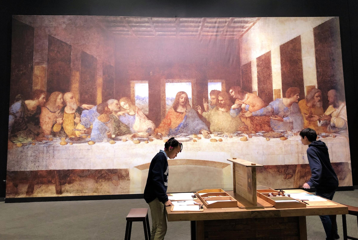 Không những vậy, các chuyên gia, nhà khoa học còn mới công bố kết quả nghiên cứu đáng chú ý về bức "Bữa tối cuối cùng" ẩn chứa lời tiên tri về ngày tận thế.