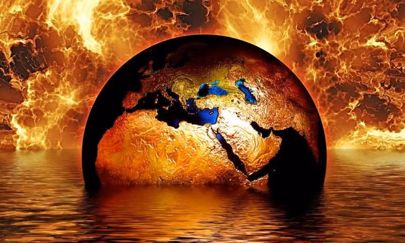 Biến đổi khí hậu là một kịch bản về ngày tận thế được giới chuyên gia đưa ra. Những năm gần đây, Trái đất ngày càng nóng lên là biểu hiện rõ ràng nhất về biến đổi khí hậu.