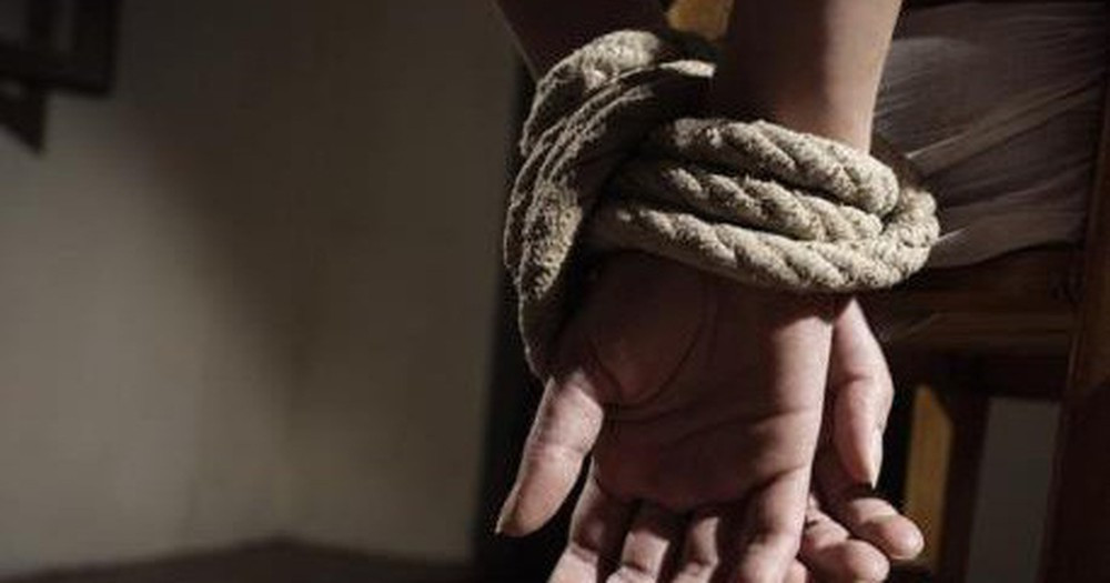 Sau khi giải cứu các nạn nhân thành công, các chuyên gia đã tiến hành kiểm tra và nghiên cứu tâm lý của họ.