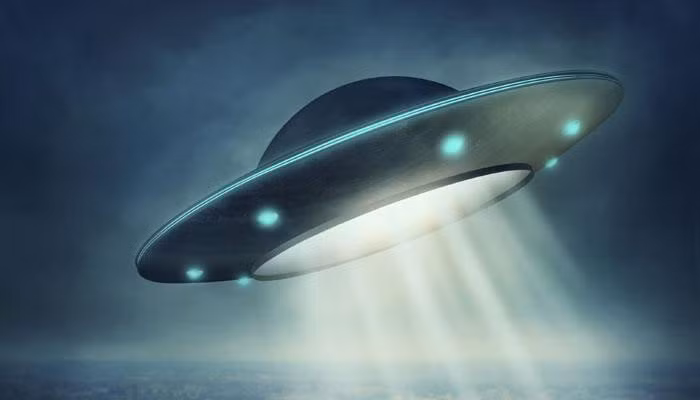 Phi công Fravor cũng không biết sau vụ "đụng độ" trên, UFO bí ẩn di chuyển đến nơi nào.