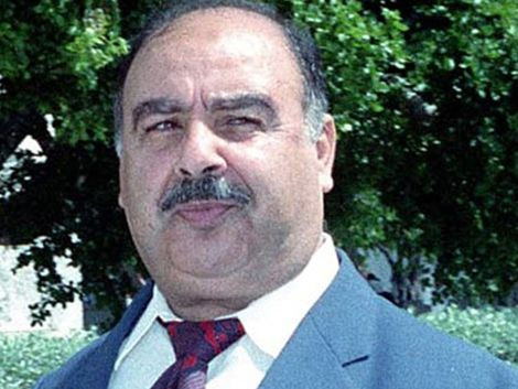 Một ông trùm buôn lậu khét tiếng thế giới khác là Sarkis Garabet Soghanalian. Truyền thông gọi y là trùm buôn lậu vũ khí lớn nhất thập niên 90 của thế kỷ trước. Sarkis đã tiến hành nhiều vụ buôn bán vũ khí với các nguồn cung cấp từ Mỹ, Bulgaria, Hungary và Ba Lan... Khách hàng của ông trùm Sarkis đến từ nhiều quốc gia khác nhau.