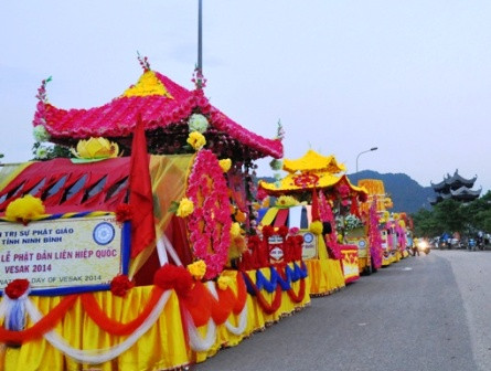 Lần này, Đại lễ Phật Đản được tổ chức tại chùa Bái Đính, tỉnh Ninh Bình từ ngày 7 - 11/5/2014 với chủ đề "Phật giáo góp phần thực hiện thành tựu các mục tiêu thiên niên kỷ của Liên Hợp Quốc".