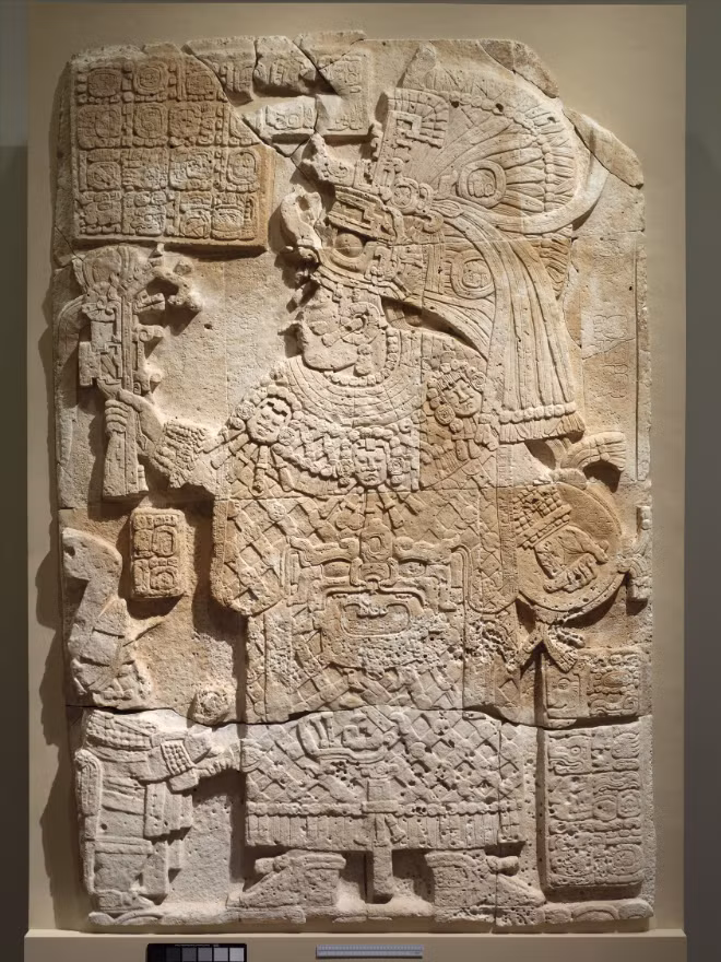 Thông qua những hiện vật được tìm thấy, các chuyên gia hy vọng sẽ sớm giải mã được danh tính, cuộc sống và thời điểm qua đời của vị nữ hoàng Maya bí ẩn.