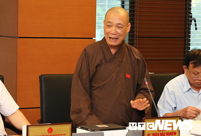 Dai bieu Quoc hoi: Tai sao ca the gioi co nhung Viet Nam chua co ngay dan ong?-Hinh-2