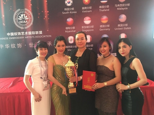 Nguoi vo xam minh de quen noi dau chong ngoai tinh-Hinh-4