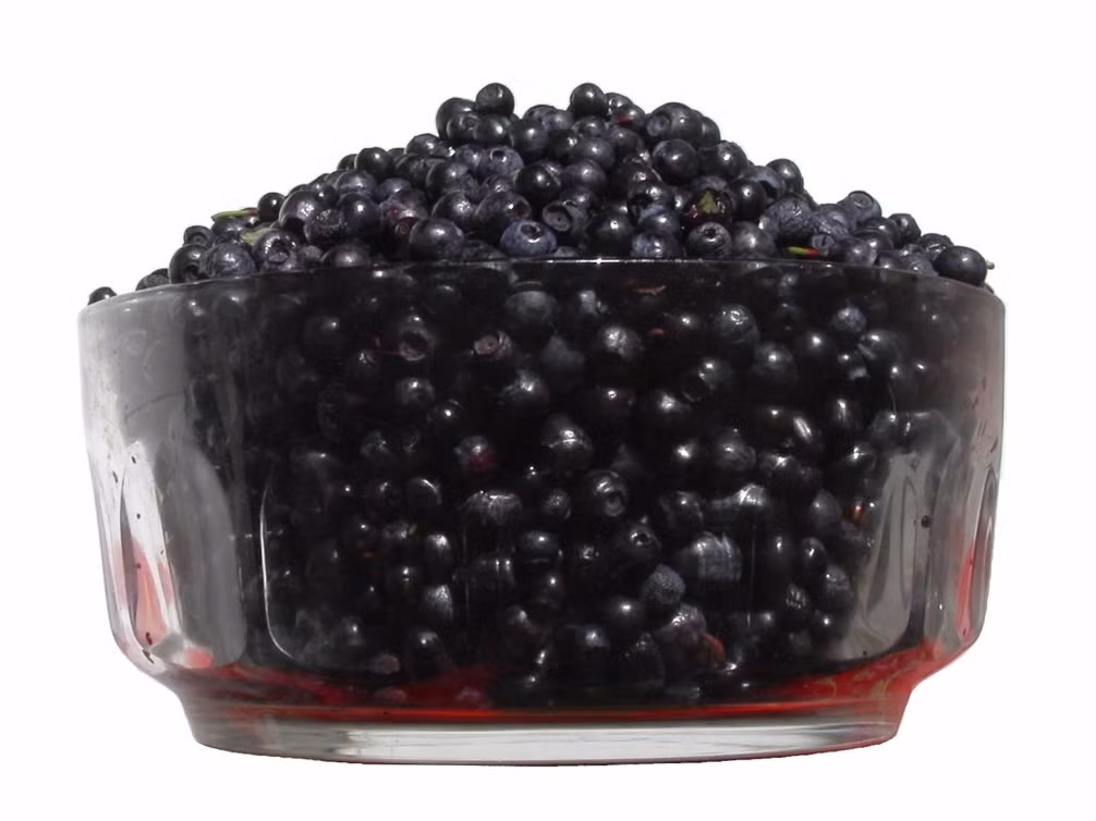 Phần Lan: Việt quất. Khi bị ốm đau, người Phần Lan thường ăn việt quất. Họ tin rằng trong việt quất có chứa các chất chống oxy hóa, là siêu thực phẩm tuyệt vời để kháng lại bệnh tật.