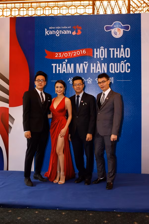 2.000 nguoi chen chan trong hoi thao tham my chuan Han-Hinh-2