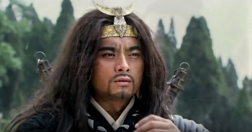  Võ Tòng có ngoại hiệu là Hành giả. Trong "Thủy Hử", nhân vật này được nhà văn Thi Nại Am mô tả là người tráng kiện, mắt sáng như sao, cơ bắp cuồn cuộn, cao 8 trượng. Ông vốn là thủ lĩnh của núi Nhị Long. Về sau, Võ Tòng gia nhập Lương Sơn Bạc và xếp thứ 14, thuộc 36 sao Thiên Cương.