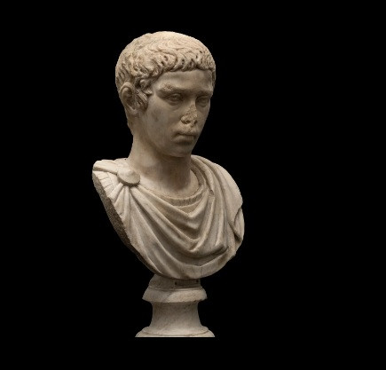 Vào năm 222, hoàng đế Elagabalus bị ám sát và tử vong. Sau khi ông hoàng này chết, người dân đã cố gắng xóa bỏ mọi dấu vết về Elagabalus như phá bỏ những tượng đài, đền thờ hay công trình nào có hình ảnh, tên tuổi của ông. Ảnh: kallosgallery.