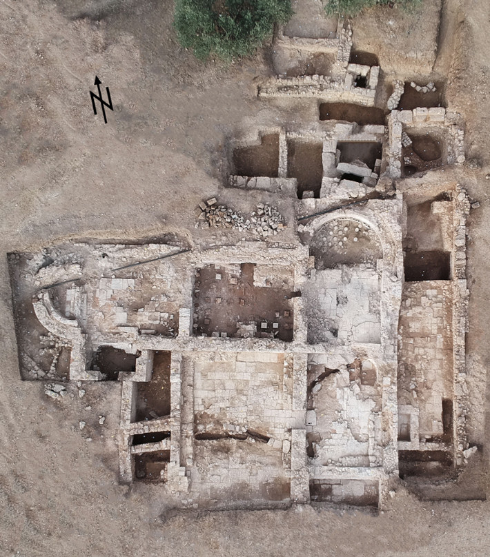 Những tàn tích của của thành phố cổ Tenea được tìm thấy gần ngôi làng nhỏ Chiliomodi ở miền Nam Hy Lạp. Tại đây, các chuyên gia đã phát hiện dấu vết của nhiều công trình trong khu vực như sàn đá cẩm thạch, đá và đất sét trong tình trạng khá tốt. Ảnh: Greece's Ministry of Culture and Sports.