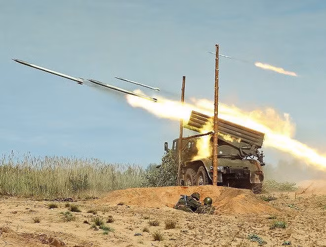 Nhờ gắn vào xe tải hạng nặng nên BM-21 khá cơ động trong truy đuổi mục tiêu và tránh bị bắn trả.