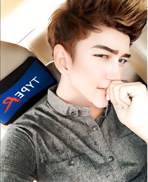 Trong 3 năm qua, anh chàng chỉnh sửa thêm một số chi tiết nhỏ khác để có vẻ ngoài thu hút như hiện tại.