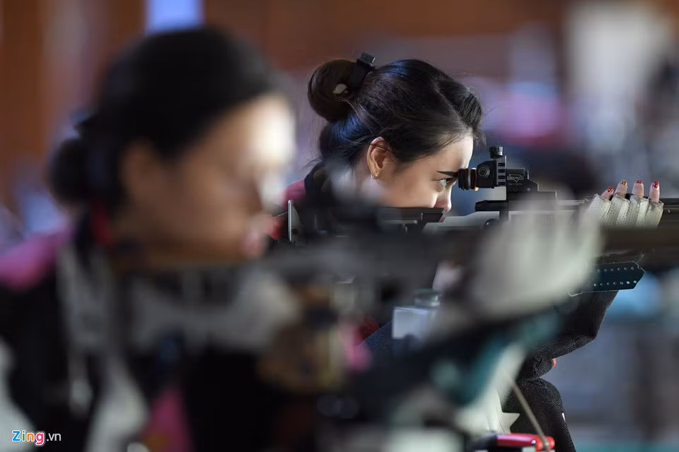 Với việc nước chủ nhà cắt giảm hàng loạt các nội dung đồng đội, trong khi điều kiện tập luyện của bắn súng Việt Nam vẫn khá khó khăn vì thiếu đạn, lạc hậu và ít được tập huấn nên chỉ tiêu của đội tuyển chỉ là 3 huy chương vàng trong kỳ này.